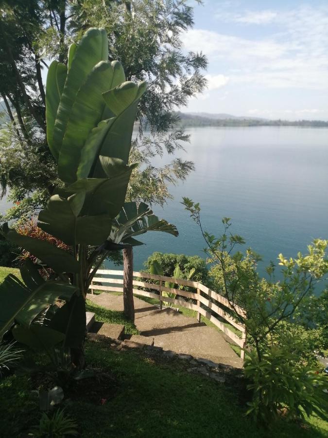 Inn On The Lake Kibuye Exteriör bild