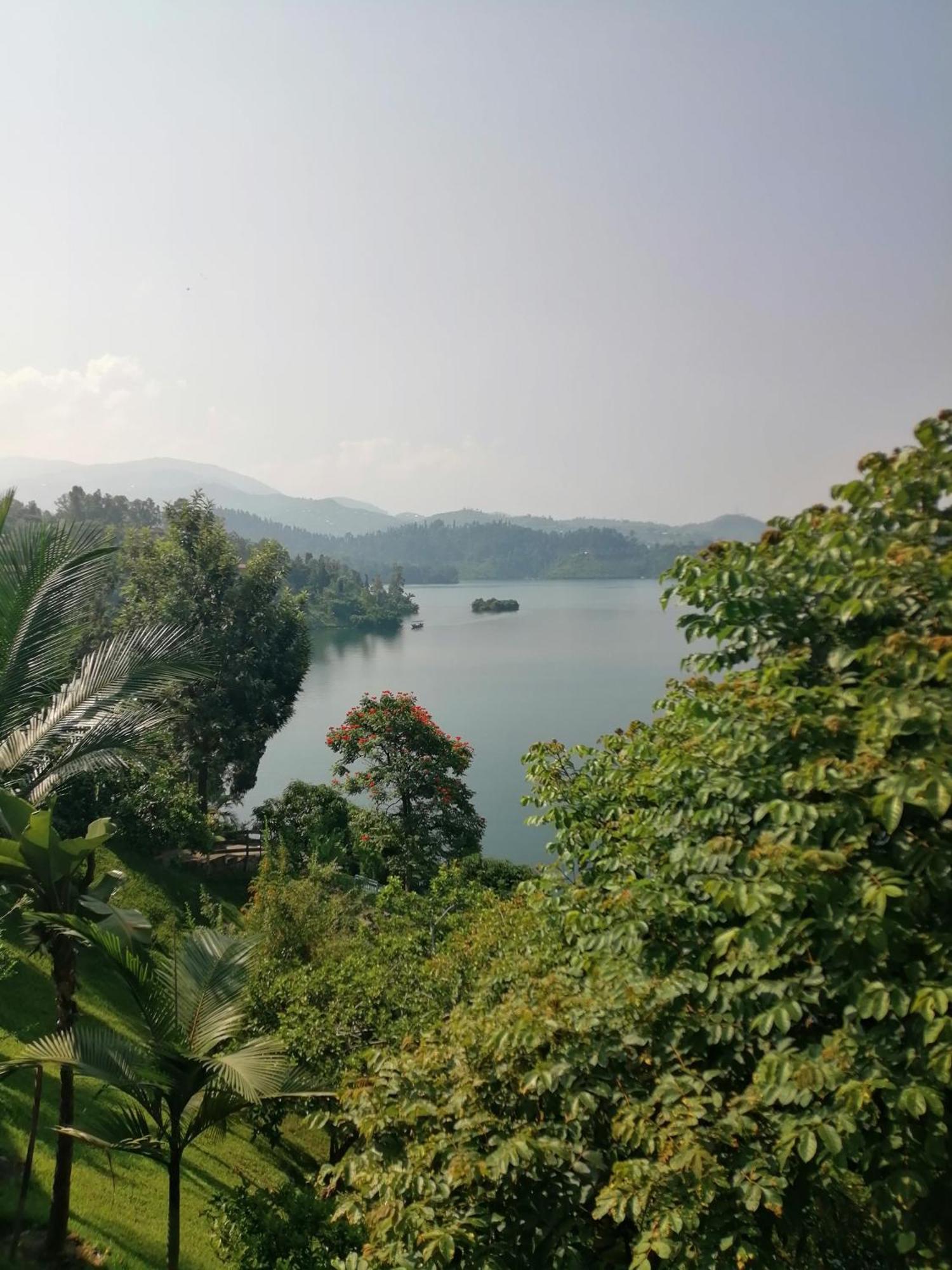 Inn On The Lake Kibuye Exteriör bild